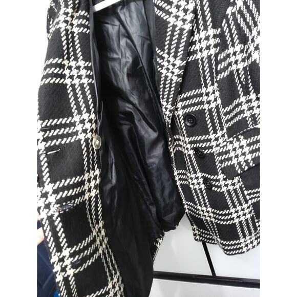 Chunky knit Plaid Peacoat houndstooth black/white dbl buttoned Size L Women’s - Picture 4 of 9